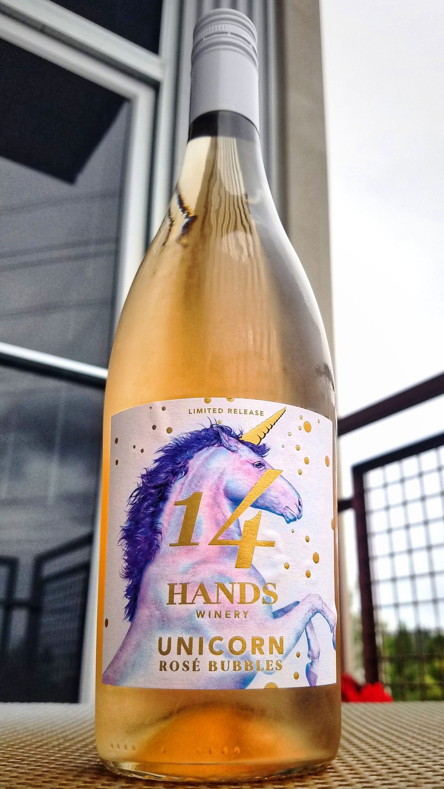14 Hands Unicorn Rose Bubbles Limited Edition
