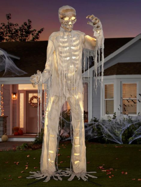 haunted living 12-ft lighted animatronic mummy lowes